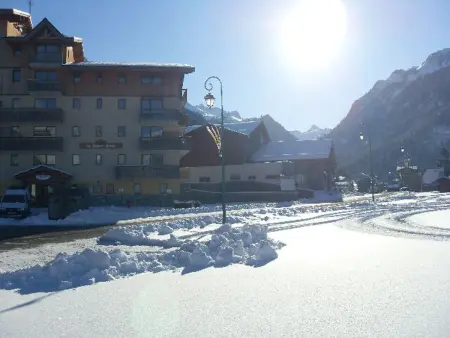 Valfréjus: Appart rénové 4 pièces avec WiFi à 100m télésiège - Photo 17
