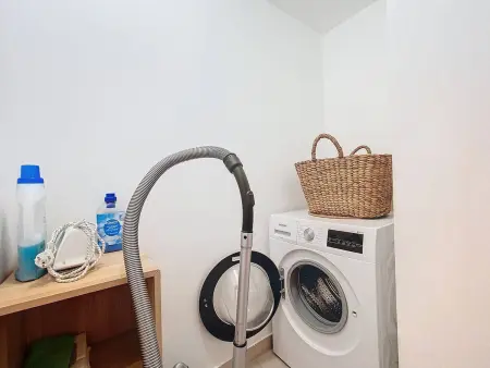 Appartement à 150m plage des Lecques, climatisé, piscine, terrasse, 2 chambres, parking - 4 étoiles - Photo 16