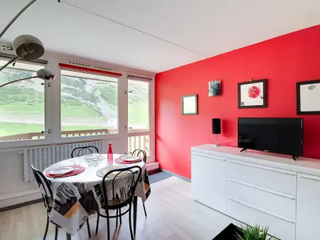 Appartement 6 pers. face aux pistes, balcon sud, TV, cuisine équipée, ski-in/ski-out, La Mongie - Photo 6