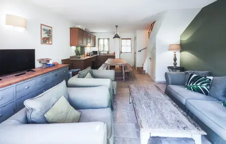 Maison 4 personnes à St.Laurent de la Cabr. - Photo 4