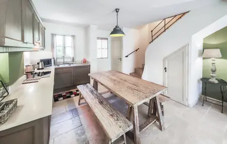 Maison 4 personnes à St.Laurent de la Cabr. - Photo 5