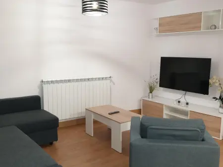 Bel appartement rénové pour 6 pers en centre-ville de Jaca, à côté de la cathédrale - Photo 6