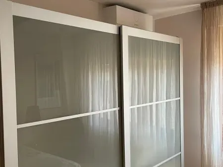 Appartement central à Jaca avec balcon, 3 chambres, 2 salles de bains, parking inclus - Photo 2