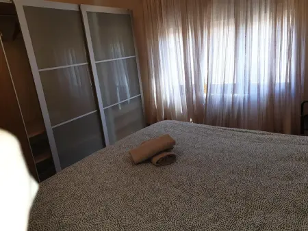 Appartement central à Jaca avec balcon, 3 chambres, 2 salles de bains, parking inclus - Photo 3