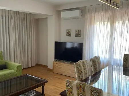 Appartement central à Jaca avec balcon, 3 chambres, 2 salles de bains, parking inclus - Photo 9