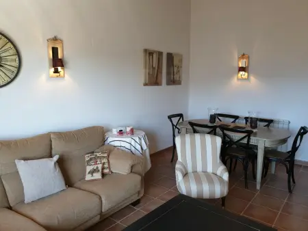 Duplex lumineux 3 chambres avec parc et proche golf à Jaca - Photo 3