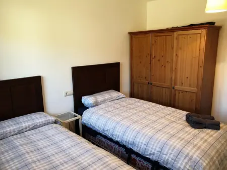 Duplex lumineux 3 chambres avec parc et proche golf à Jaca - Photo 8