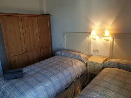 Duplex lumineux 3 chambres avec parc et proche golf à Jaca - Photo 9