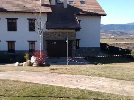 Duplex lumineux 3 chambres avec parc et proche golf à Jaca - Photo 20