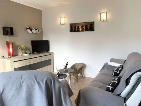 Maison avec WIFI, véranda, à 320m de la mer et à 500m de la plage, à Trégastel - Photo 8
