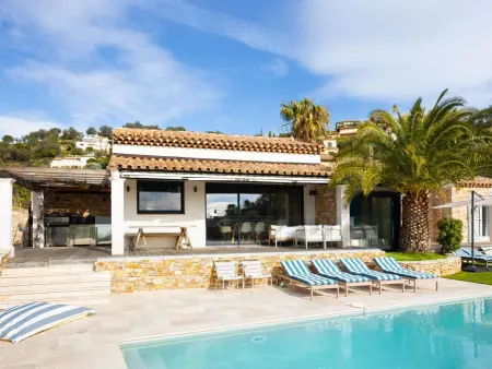 Cocotiers, Villa moderne de plain-pied avec vue sur la mer - Photo 3
