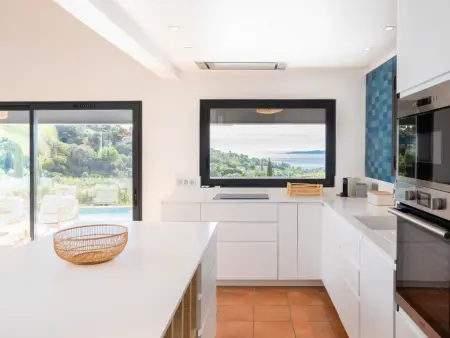 Cocotiers, Villa moderne de plain-pied avec vue sur la mer - Photo 12
