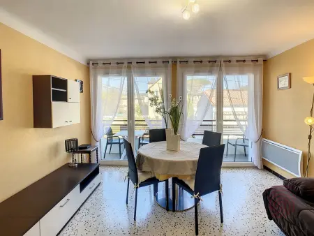 Appartement F2 moderne à Lamalou-les-Bains, proche thermes, balcon, Wi-Fi, animaux acceptés - Photo 5