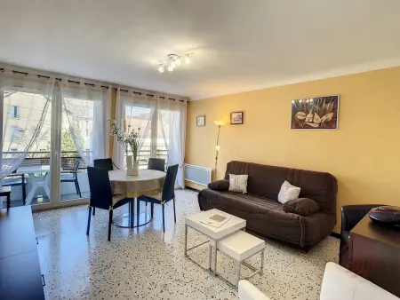 Appartement F2 moderne à Lamalou-les-Bains, proche thermes, balcon, Wi-Fi, animaux acceptés - Photo 6