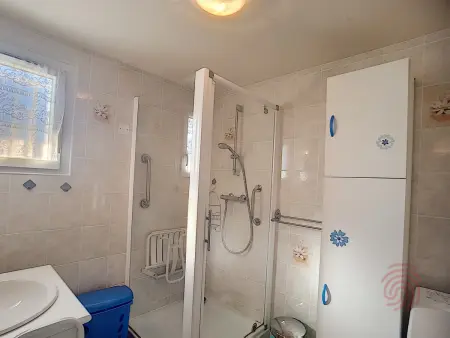 Appartement F2 moderne à Lamalou-les-Bains, proche thermes, balcon, Wi-Fi, animaux acceptés - Photo 14