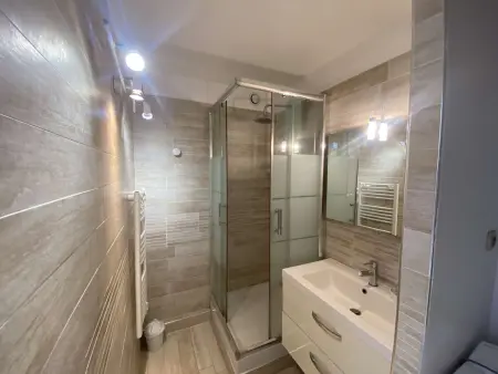 Appartement vue mer avec parking privé et WiFi à Perros-Guirec - Photo 6