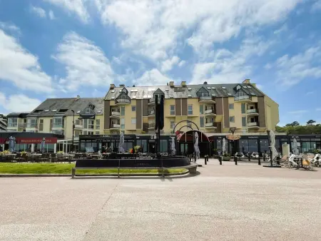 Appartement vue mer avec parking privé et WiFi à Perros-Guirec - Photo 7