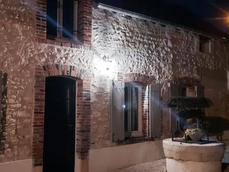 Longère cosy chic près de Bourges avec piscine, clim, WiFi et parking - Photo 24