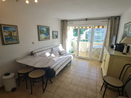 Appartement 2 pièces avec balcon, piscine et parking privatif à Sainte-Maxime - Photo 2