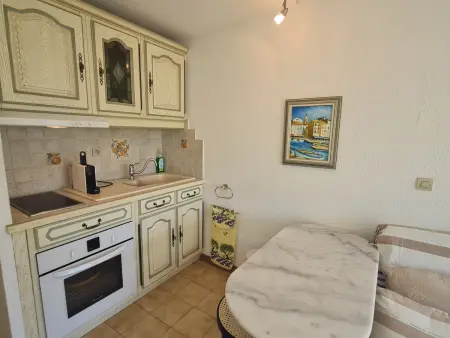 Appartement 2 pièces avec balcon, piscine et parking privatif à Sainte-Maxime - Photo 6