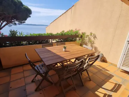 Triplex 4 pièces, vue mer, piscine, parking, animaux admis à Sainte-Maxime - Photo 1