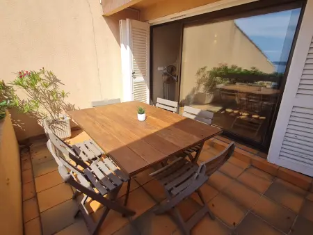 Triplex 4 pièces, vue mer, piscine, parking, animaux admis à Sainte-Maxime - Photo 4