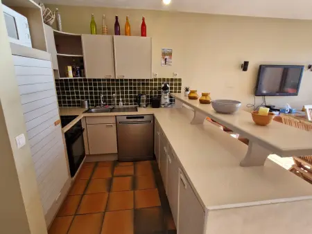 Triplex 4 pièces, vue mer, piscine, parking, animaux admis à Sainte-Maxime - Photo 12