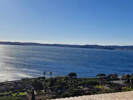 Triplex 4 pièces, vue mer, piscine, parking, animaux admis à Sainte-Maxime - Photo 20