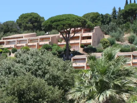 Triplex 4 pièces, vue mer, piscine, parking, animaux admis à Sainte-Maxime - Photo 29