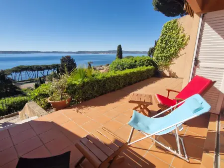 Appartement 3 pièces climatisé, piscine, accès plage, vue Golfe de St Tropez - Photo 26