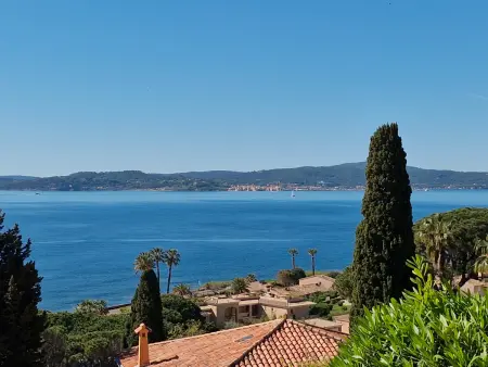Appartement 3 pièces climatisé, piscine, accès plage, vue Golfe de St Tropez - Photo 34