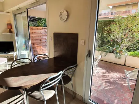 Studio climatisé avec parking, 4 pers, centre Sainte-Maxime - Photo 9