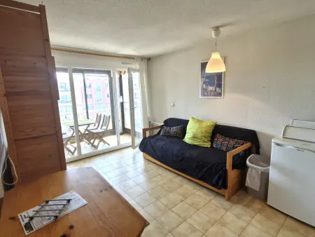 Studio cosy avec balcon et parking, animaux admis, près des plages à Sainte-Maxime - Photo 5
