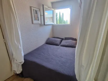 Studio cosy avec balcon et parking, animaux admis, près des plages à Sainte-Maxime - Photo 11