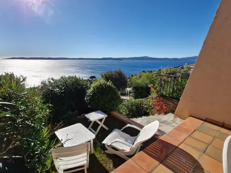 Appartement 2 pièces avec vue mer et garage à Sainte-Maxime - Photo 1