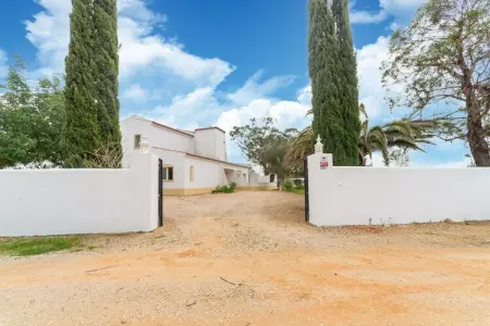 Villa Monchique, Escapade sereine en Algarve avec piscine - Photo 6