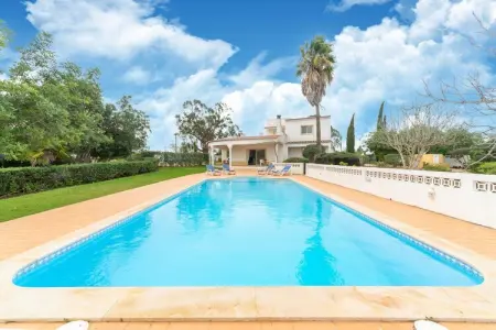 Villa Monchique, Escapade sereine en Algarve avec piscine - Photo 9