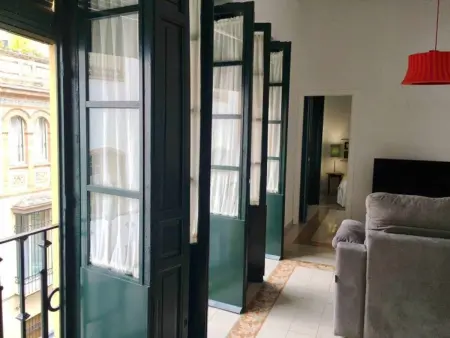 Maison XIXe siècle restaurée, cœur de Séville, 2 chambres, proche monuments - Photo 1