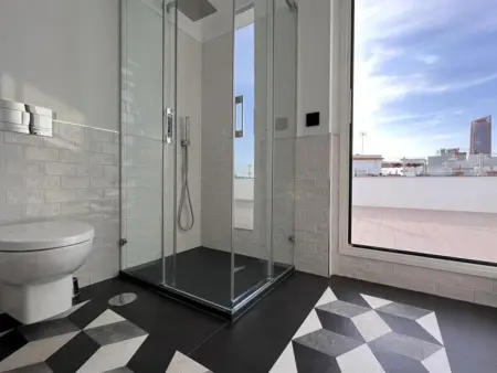 Penthouse à Triana avec terrasse privée et cuisine équipée - Photo 4
