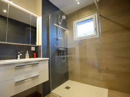 Spacieux appartement 2 chambres avec WiFi à Évian-les-Bains - Photo 14