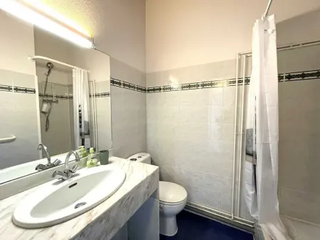 T3 Duplex avec Terrasse - Animaux Acceptés - Piscine - Photo 13
