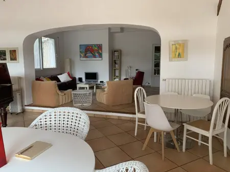 Hyères Pesquiers: Villa 5 Chambres avec Piscine et Climatisation - Photo 3