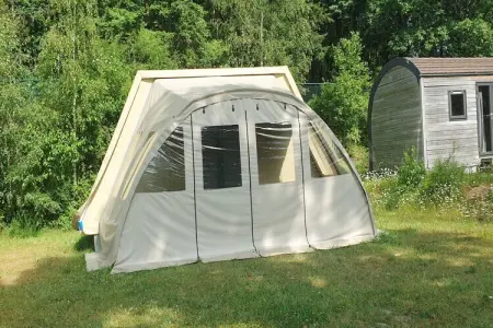 Verblijfpark Ardinam 4, Glamping Lodge dans les Ardennes - Photo 5