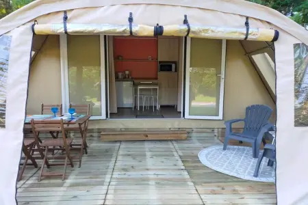 Verblijfpark Ardinam 4, Glamping Lodge dans les Ardennes - Photo 9