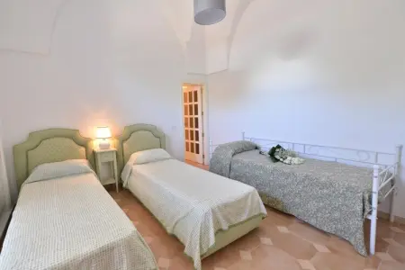 Villa Giovanna Trullo in Ostuni, Maison de Vacances Vallée d'Itria Piscine - Photo 25