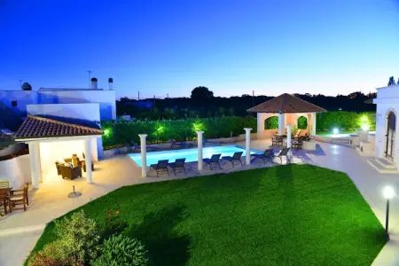 Villa Giovanna Trullo in Ostuni, Maison de Vacances Vallée d'Itria Piscine - Photo 49