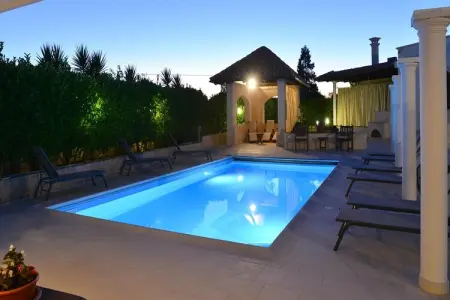 Villa Giovanna Trullo in Ostuni, Maison de Vacances Vallée d'Itria Piscine - Photo 53