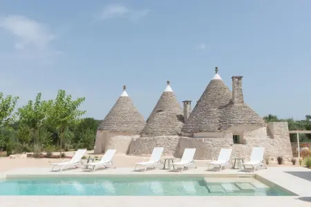 Trulli Petralux in Valle d'Itria, Maison de vacances Vallée d'Itria piscine - Photo 10