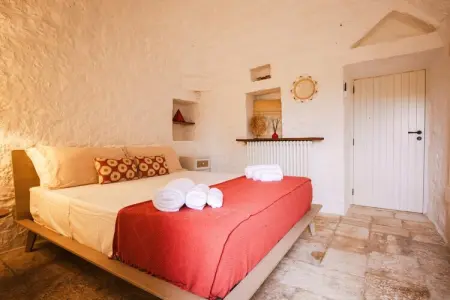 Trulli Petralux in Valle d'Itria, Maison de vacances Vallée d'Itria piscine - Photo 17