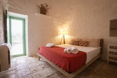 Trulli Petralux in Valle d'Itria, Maison de vacances Vallée d'Itria piscine - Photo 18